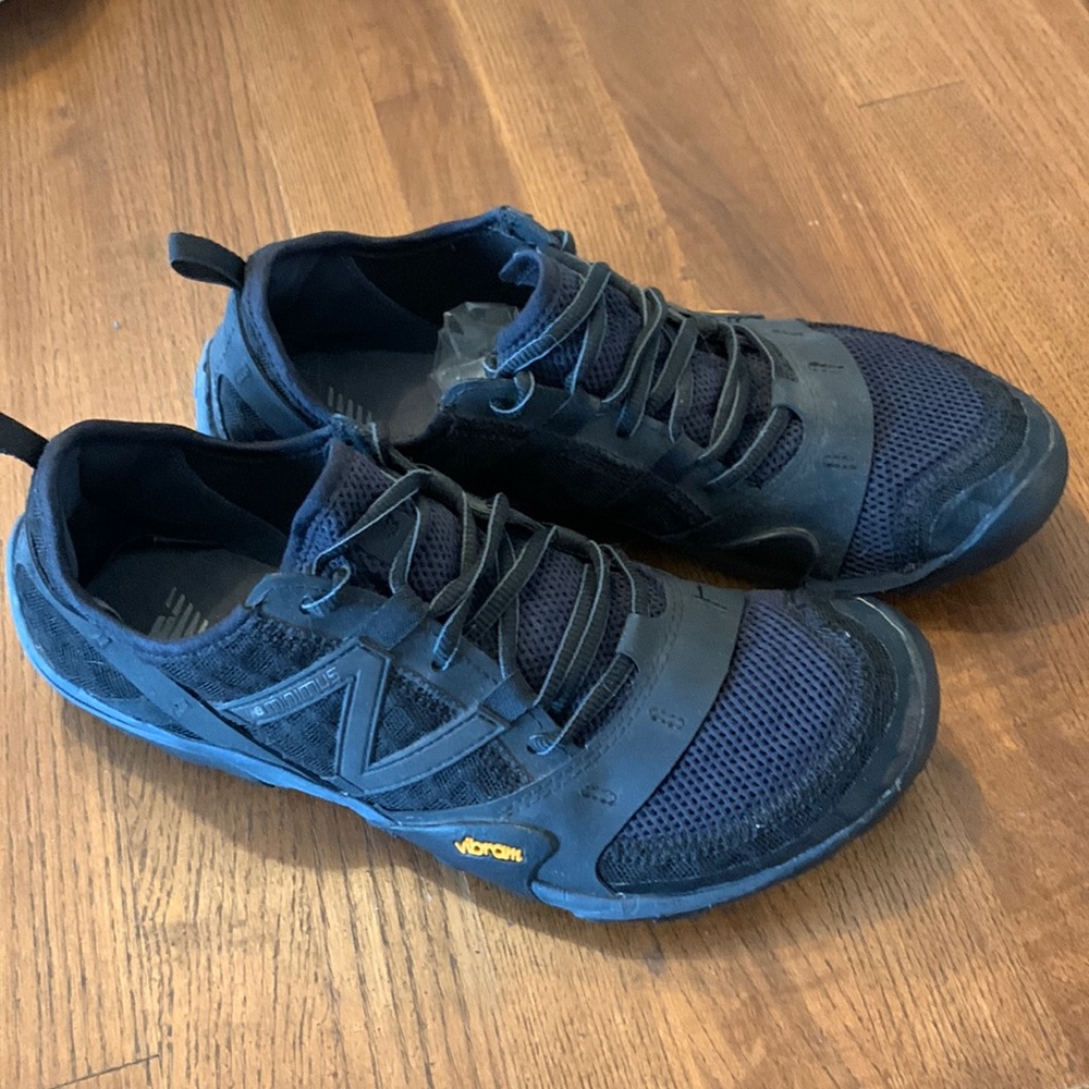 New Balance MINIMUS Vibram soles, lightweight, breathable, trail running shoes.